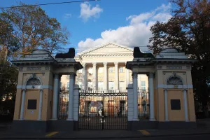 Ограда и ворота парадного двора (Таганский)
