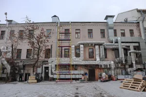 Доходный дом с магазинами в первом этаже (Замоскворечье)
