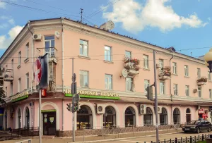 Жилой дом с магазином (Йошкар-Ола)