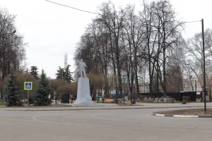Памятник В.И. Ленину