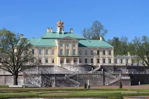 Большой дворец (Ораниенбаум)