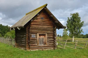 Амбар Абрамовой из деревни Великая Нива (остров Кижи)