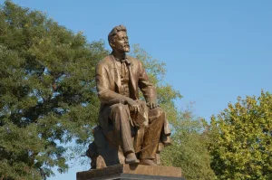 Памятник А. П. Чехову (Таганрог)