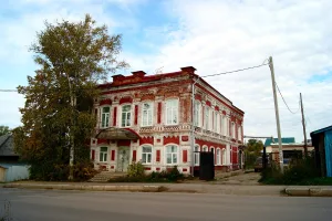 Дом купца Н.В. Варлашова (Добрянка)