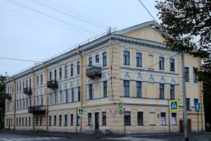 Жилой дом купца Дружинина (Кронштадт)