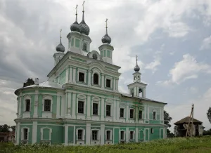 Храм Троицы Живоначальной в Вощажникове