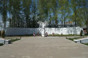 Воинское кладбище №4 («Офицерское») с захоронением офицеров, погибших в боях с фашистскими захватчиками при обороне Тулы и умерших от ран в госпиталях Тулы