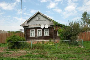Памятное место, где находился дом, в котором родился и с 1906 г. по 1924 г. жил генерал-полковник И.В. Шикин (Лычево)