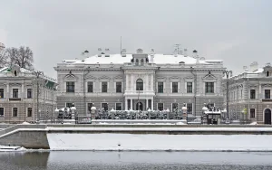 Софийская набережная 14 c1
