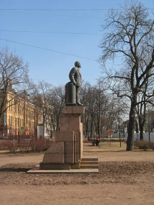 Памятник В.И. Ленину