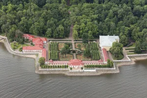Монплезир