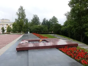 могила Неизвестного солдата с Вечным огнём (Петрозаводск)