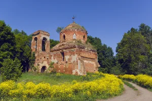 Введенская церковь с колокольней (Скородное)