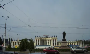 Площадь Черняховского