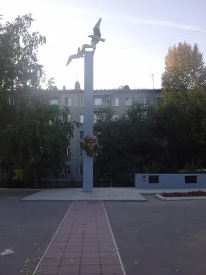 Памятник М. М. Расковой (Саратов)