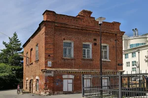 Тюмень улица Дзержинского 30 с2