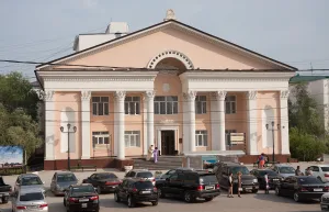 Русский драматический театр