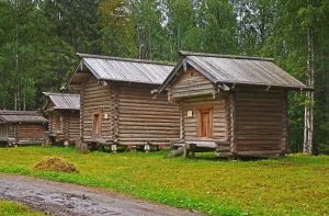 Амбарный городок (Малые Корелы)