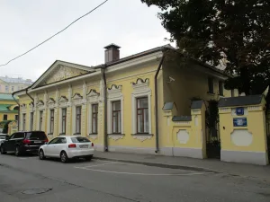 Городская усадьба А. Толстого — М. Грачёва
