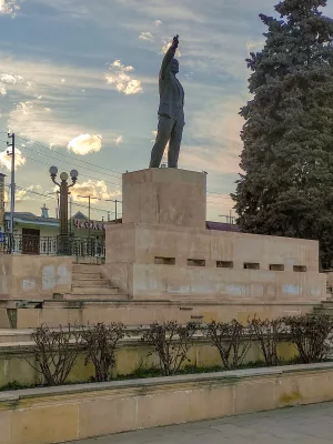 Памятник В.И. Ленину (Дербент)