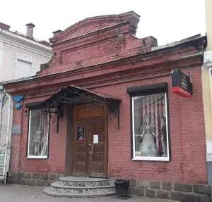 Здание слесарных мастерских (Череповец)