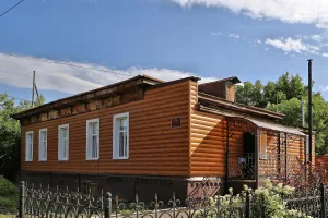 Жилой дом Шкроева (Омск)