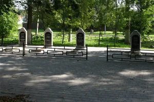 Могила Саши Чекалина (1925-1941), Героя Советского Союза (Чекалин)