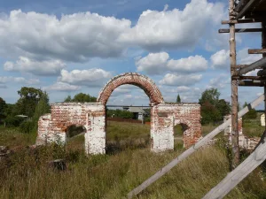 Святые ворота