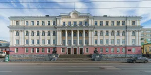 Дом со львами