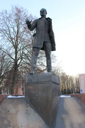 Памятник Крыленко (Смоленск)