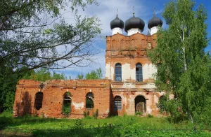 Церковь Троицы Живоначальной (Лелечи)