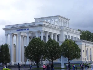 Павильон № 2 «Народное образование» на ВДНХ