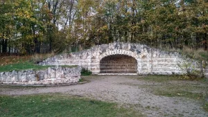 Грот (одноарочный) (Кузьминки)