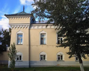 Постоялый двор (основной корпус) (Оренбург)