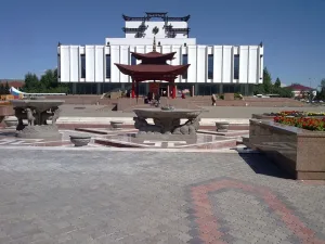 Тувинский музыкально-драматический театр им. В. Кок-оола