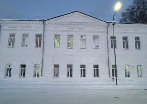 Здание Захаровской богадельни (банковская контора) (Великий Устюг)