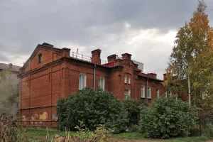 Жилой дом офицеров 2 (Омск)