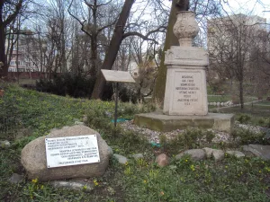 Памятник первому директору Ботанического сада университета А. Ф. Швайгеру (Калининград)
