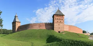 Прясло стены между Спасской и Дворцовой башнями (Великий Новгород)