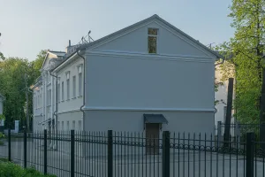 Флигель служебный "на палатках" (Ярославль)