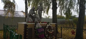 Братская могила (Тишнево)