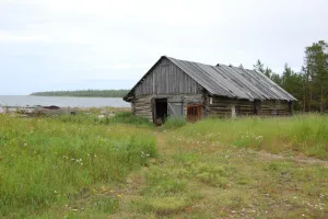 Амбар деревянный (остров Большой Соловецкий)