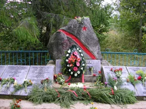 Братская могила партизан 3-й Ленинградской партизанской бригады, погибших в борьбе с фашистами (Житница (бывш.))