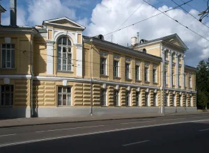 Большая Пироговская улица 4 с1