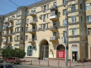 Жилой дом (Центральный район)