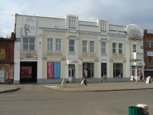 Мало-Тобольская улица 34, Торговый дом Лалетина