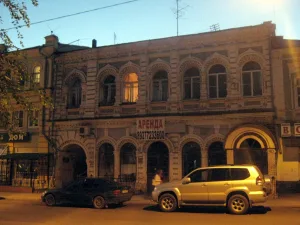 Дом Сурошникова