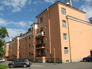 Тракторная улица 13