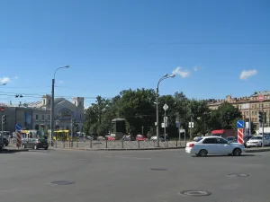 Сквер перед Балтийским вокзалом