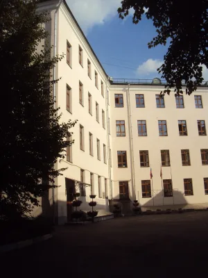 Женское училище (Красносельский)